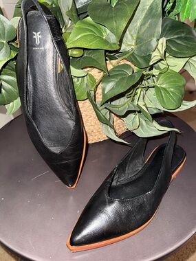 Frye Leather Black Pointed Slingback Flats - Classic Women’s Shoes Size 9 M